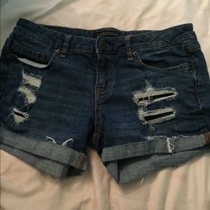 Mid rise denim shorts